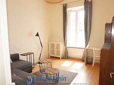 APPARTEMENT T2 A LOUER - LYON 8EME ARRONDISSEMENT - 42 m2 - 817€ charges comprises par mois