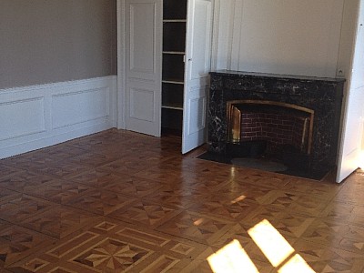 APPARTEMENT T4 A LOUER - LYON 2EME ARRONDISSEMENT - 137 m2 - 1805€ charges comprises par mois