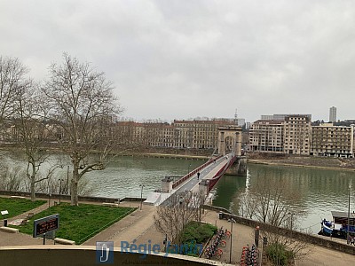 APPARTEMENT T3 A LOUER - LYON 4EME ARRONDISSEMENT - 87 m2 - 1407€ charges comprises par mois