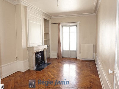 APPARTEMENT T2 A LOUER - LYON 6EME ARRONDISSEMENT - 58 m2 - 1035€ charges comprises par mois