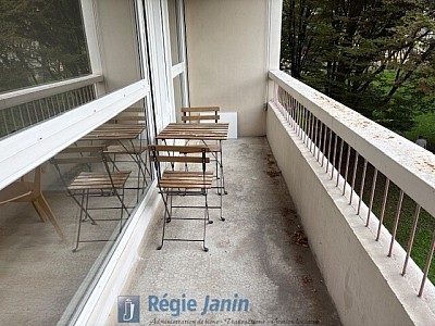 APPARTEMENT T2 A LOUER - VILLEURBANNE - 48 m2 - 850€ charges comprises par mois