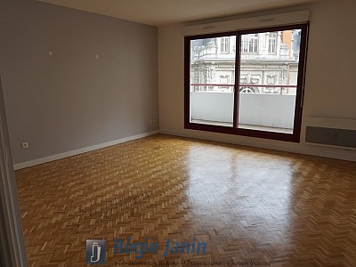 APPARTEMENT T2 A LOUER - LYON 7EME ARRONDISSEMENT - 57 m2 - 959€ charges comprises par mois
