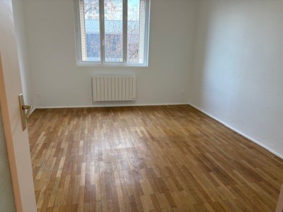 APPARTEMENT T2 A LOUER - LYON 7EME ARRONDISSEMENT - 47.5 m2 - 892�&euro; charges comprises par mois
