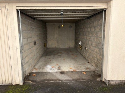 GARAGE A LOUER - VILLEURBANNE - 86�&euro; charges comprises par mois