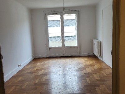 APPARTEMENT T3 A LOUER - LYON 6EME ARRONDISSEMENT - 71 m2 - 1�302�&euro; charges comprises par mois