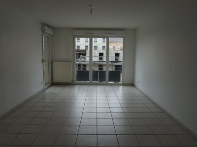 APPARTEMENT T3 A LOUER - VILLEURBANNE - 69.6 m2 - 1 005 &euro; charges comprises par mois
