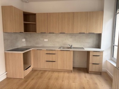 APPARTEMENT T2 A LOUER - LYON 6EME ARRONDISSEMENT - 50.58 m2 - 854 &euro; charges comprises par mois