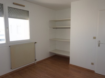 APPARTEMENT T2 A LOUER - LYON 7EME ARRONDISSEMENT - 47.1 m2 - 797 &euro; charges comprises par mois