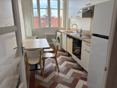 APPARTEMENT T1 A LOUER - LYON 6EME ARRONDISSEMENT - 40.48 m2 - 950 &euro; charges comprises par mois