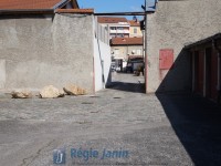 GARAGE A LOUER - VILLEURBANNE - 90 € charges comprises par mois
