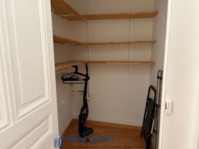 APPARTEMENT T2 A LOUER - LYON 3EME ARRONDISSEMENT - 36 m2 - 813 € charges comprises par mois