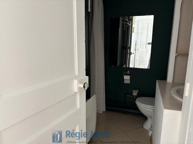 APPARTEMENT T2 A LOUER - LYON 3EME ARRONDISSEMENT - 36 m2 - 813 € charges comprises par mois